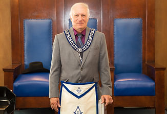 eac3b3_ad3aa5fbe649496884a699a00e75ecf3~mv2_d_4099_2 William R. Penix